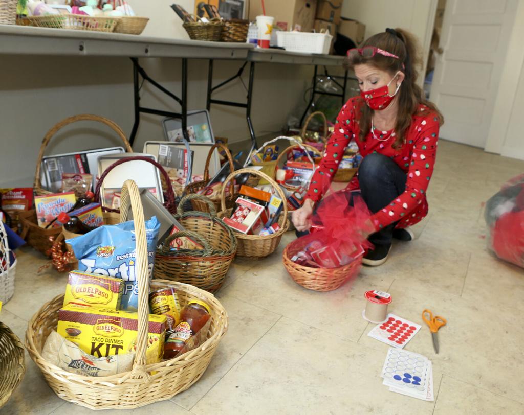 Roanoke Baptist Church donates presents to local children