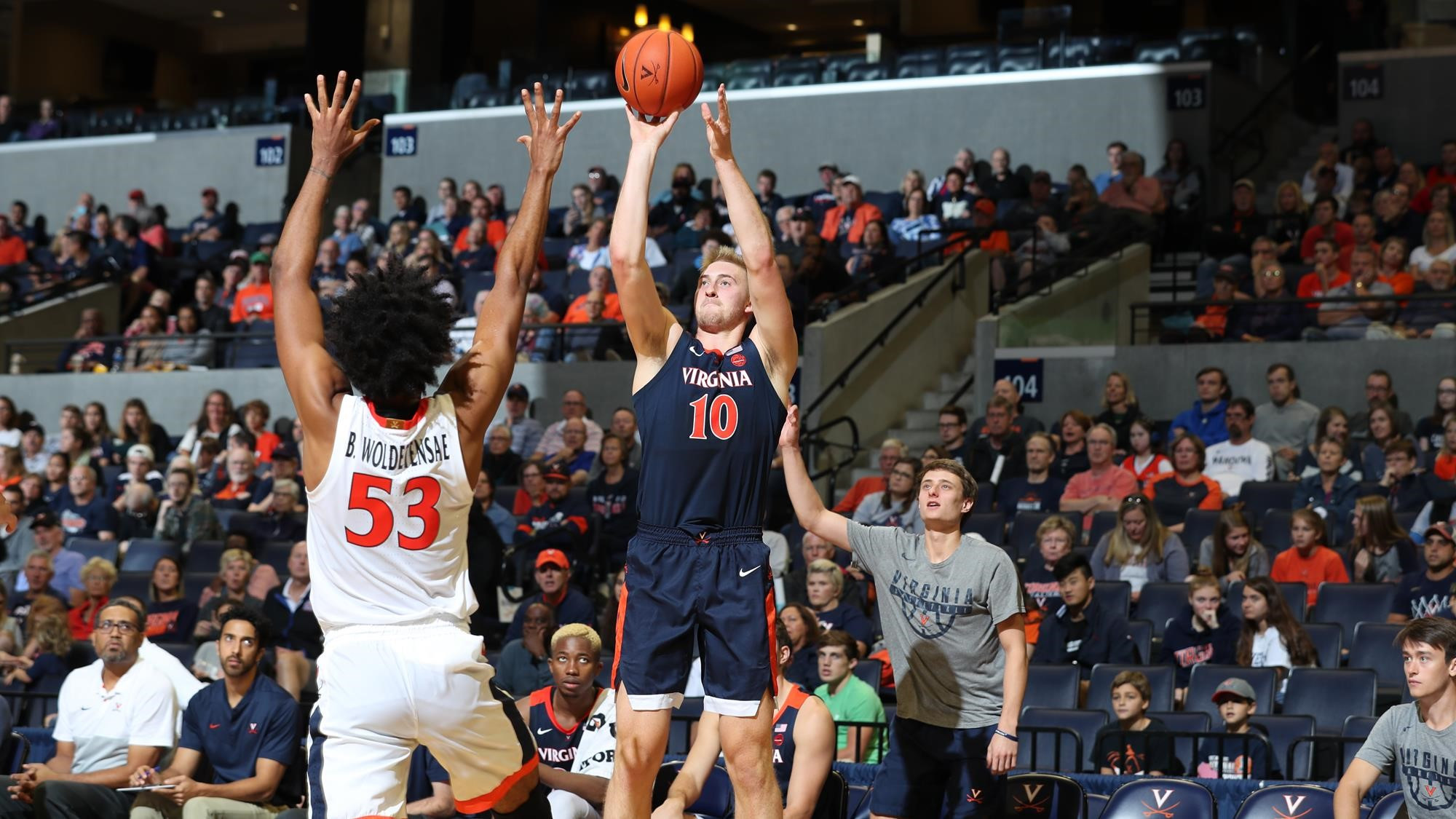 No. 22 Virginia Tops Wake Forest 70-61