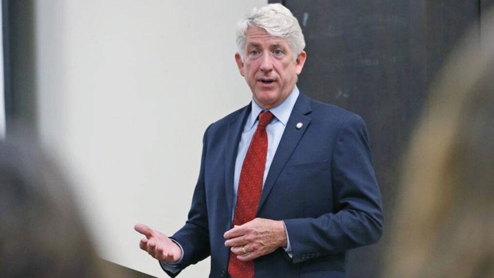 AG Herring says Virginia universities, colleges can require COVID vaccine