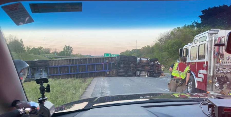 UPDATE: Tractor-trailer crash shuts down southbound Route 29 Business near Main Street in Lynchburg, detour established