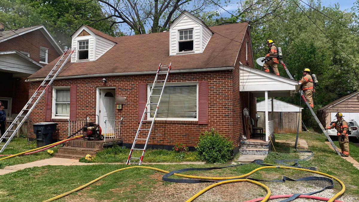 Three adults, one child displaced after Roanoke house fire