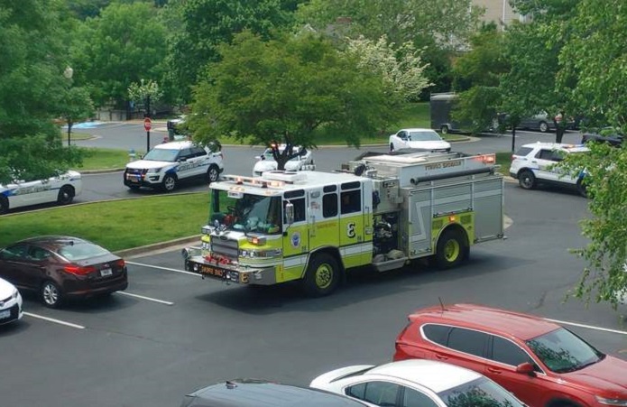 Armed man causes domestic incident in apartment complex in Roanoke, report