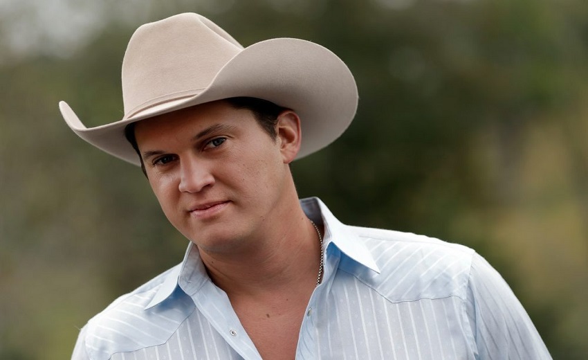 Jon Pardi will kick off the 2021 Budweiser Summer Series in Roanoke