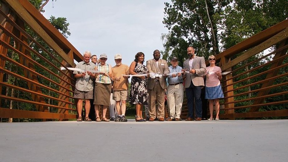 Roanoke and Salem greenways connected with new bridge