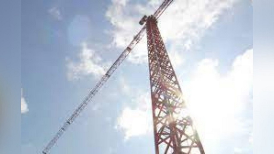 Roanoke fire crews training includes climbing at 240 feet height