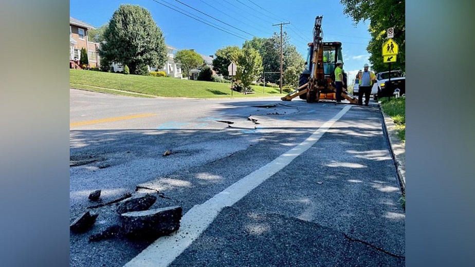 Water line break in Roanoke repaired, water restored to most customers