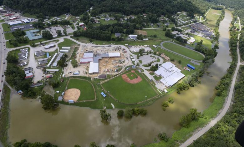 Death toll in Kentucky hits 26 amid renewed flood threat