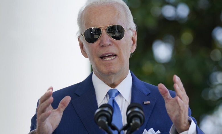 Biden leaves White House for 1st time since getting COVID-19