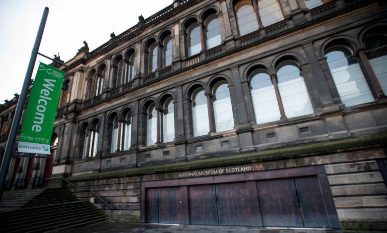 Bird fossil collection bequeathed to Scottish museum