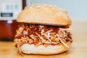 The secret to making mouth-watering & tender pulled pork in your kitchen