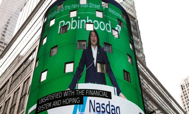 Robinhood slashing workforce again