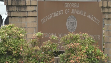 Corrections officer arrested after juvenile dies from “fight game” in youth detention center