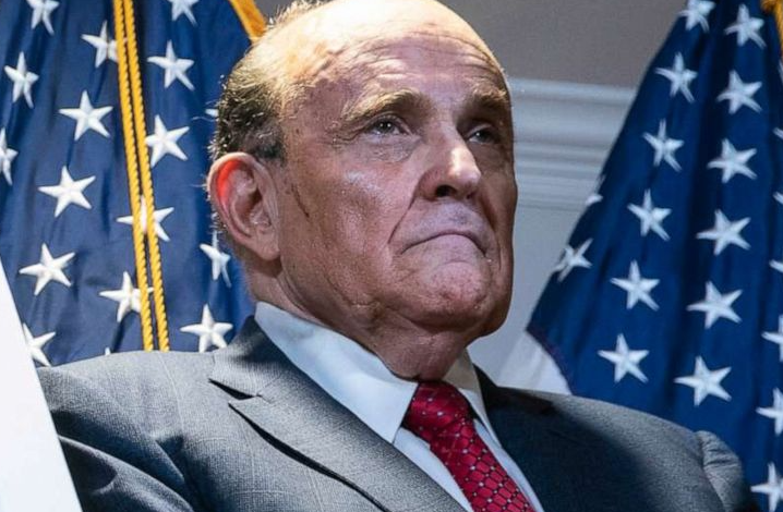 Rudy Giuliani seeks delay of testimony before Georgia grand jury investigating Trump